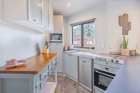 Photo of property in 22/3 The Avenue, Albany, Auckland, 0632