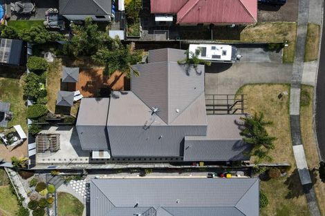 Photo of property in 4 Harrogate Place, Grandview Heights, Hamilton, 3200