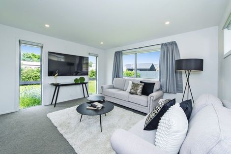 Photo of property in 16 Hobbs Street, Hororata, 7572