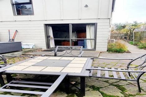 Photo of property in 4/19 Grove Road, Addington, Christchurch, 8024