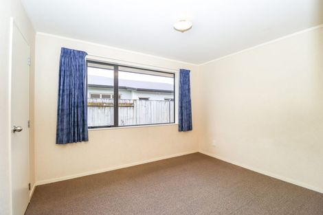 Photo of property in 17 Meridian Grove, Kelvin Grove, Palmerston North, 4414