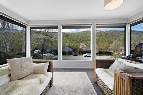 Photo of property in 80 Devon Street, Arrowtown, 9302