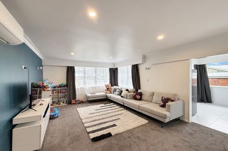 Photo of property in 202 Wellington Road, Wainuiomata, Lower Hutt, 5014