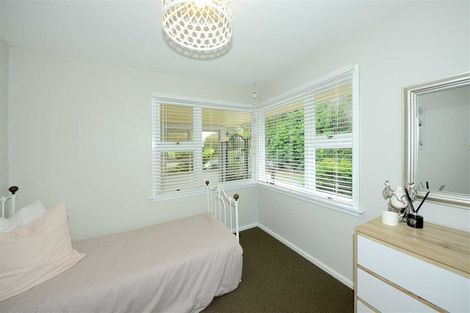 Photo of property in 338 Memorial Avenue, Burnside, Christchurch, 8053