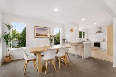 Photo of property in 121 Blighs Road, Papanui, Christchurch, 8053