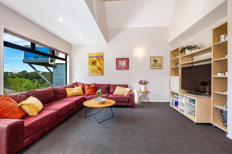 Photo of property in 15 Bank Road, Northland, Wellington, 6012