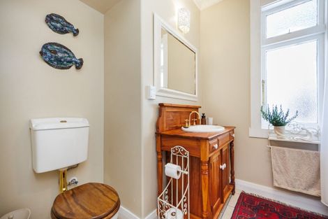 Photo of property in 6 Griffins Road, Marton, 4788