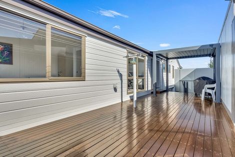 Photo of property in 37 Hikanui Drive, Havelock North, 4130
