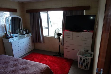 Photo of property in 2/4 Idlewild Avenue, Mangere, Auckland, 2022