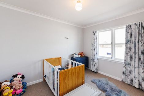 Photo of property in 5 Sheffield Street, Awapuni, Palmerston North, 4412