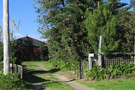 Photo of property in 26 Ngapaki Street, Waikanae Beach, Waikanae, 5036