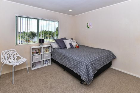 Photo of property in 25 Eiger Place, Northpark, Auckland, 2013