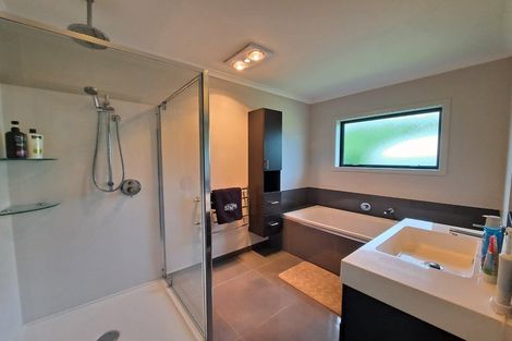 Photo of property in 119 Henwood Road, Paraite, New Plymouth, 4372