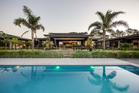 Photo of property in 55 Hull Road, Waitoki, Kaukapakapa, 0871