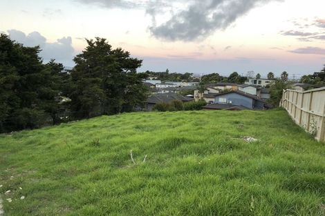 Photo of property in 19 Spyglass Street, Red Beach, 0932