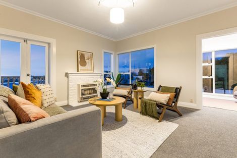 Photo of property in 78 Bayview Road, Paremata, Porirua, 5024