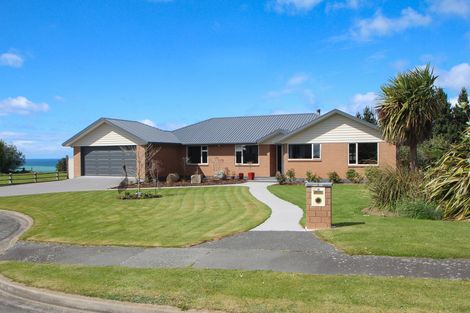 Photo of property in 15 North Ridge Drive, Oamaru North, Oamaru, 9400