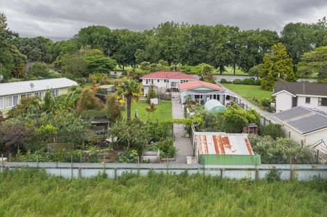 Photo of property in 243 State Highway 2, Clive, 4102