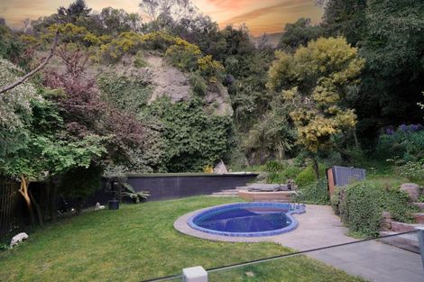 Photo of property in 2 Cannon Hill Crescent, Mount Pleasant, Christchurch, 8081