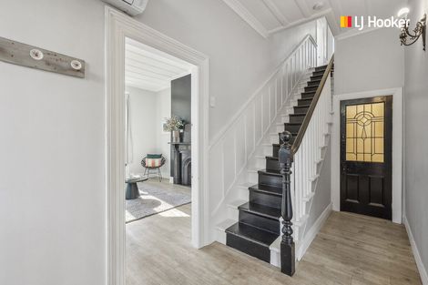 Photo of property in 52 Sutherland Street, Dunedin Central, Dunedin, 9016