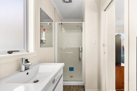 Photo of property in 223 Farndon Road, Clive, Hastings, 4172