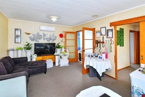 Photo of property in 41 Arnwood Street, Manurewa, Auckland, 2102