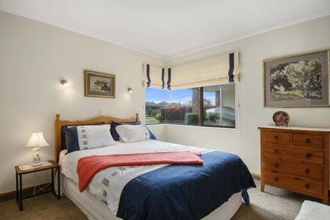 Photo of property in 54 Links View Drive, Omokoroa, 3114