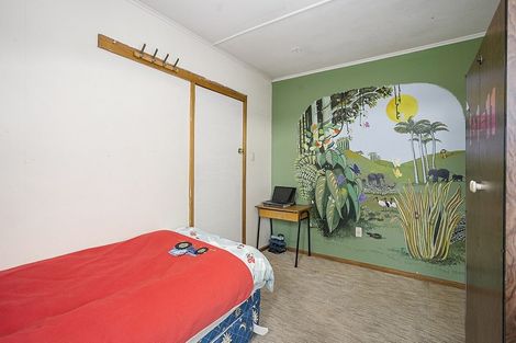 Photo of property in 33 Upham Terrace, Roslyn, Palmerston North, 4414