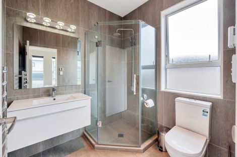 Photo of property in 135 Matua Road, Huapai, Kumeu, 0810