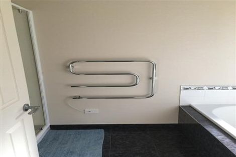 Photo of property in 5 Jomard Terrace, Northcross, Auckland, 0632