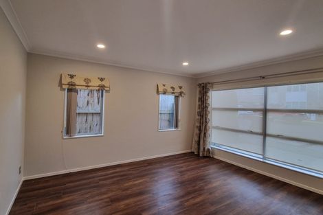 Photo of property in 4 Bruckless Drive, Flat Bush, Auckland, 2019