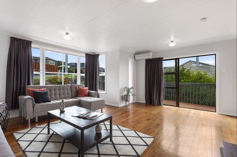 Photo of property in 25 Hanlon Street, Halfway Bush, Dunedin, 9010