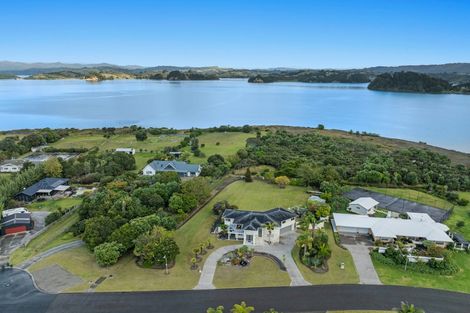Photo of property in 26 Ohiwa Parade, Ohope, 3121