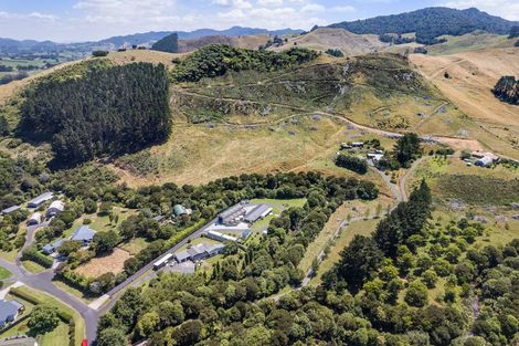 Photo of property in 36a Orchard Road, Waiake, Auckland, 0630