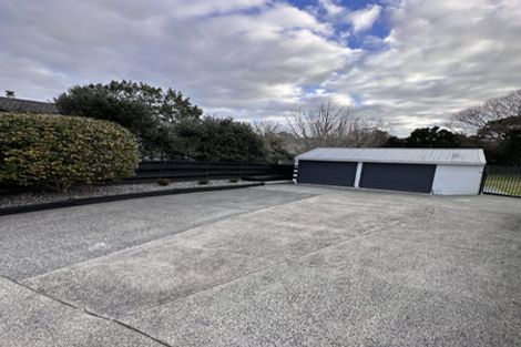 Photo of property in 121 Awaroa Road, Helensville, 0800