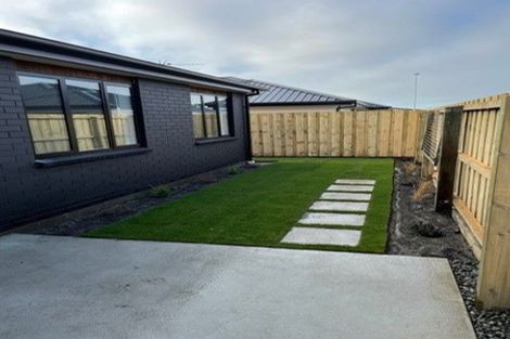 Photo of property in 14 Sarah Nicholls Street, Belfast, Christchurch, 8051