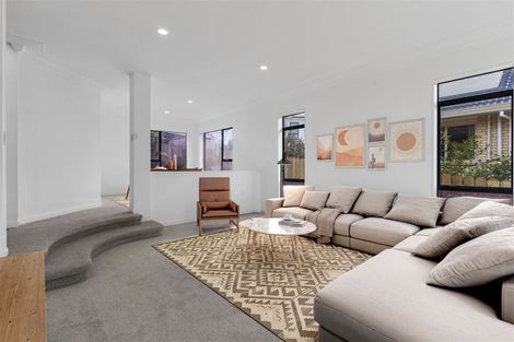 Photo of property in 48 Wiltshire Place, Somerville, Auckland, 2014