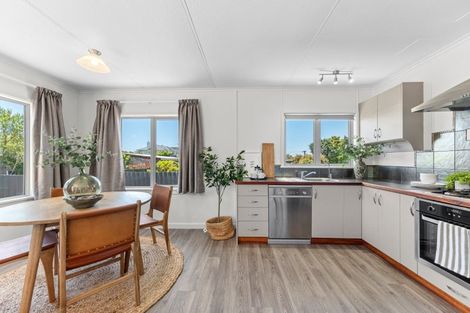 Photo of property in 43a Wallace Place, Westown, New Plymouth, 4310