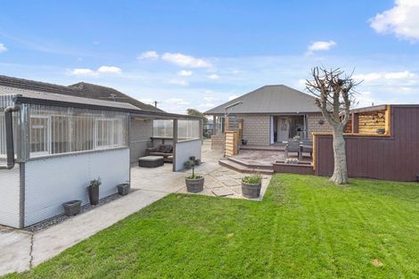 Photo of property in 90 Ascot Avenue, North New Brighton, Christchurch, 8083
