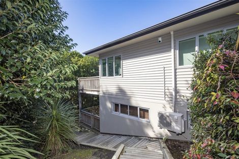 Photo of property in 317a Glenfield Road, Glenfield, Auckland, 0629