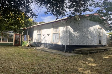 Photo of property in 64 Freemans Road, Otaki, 5512