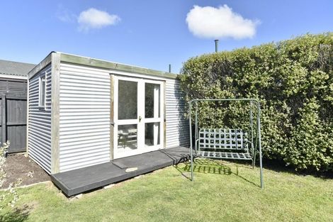 Photo of property in 5 Hannah Place, Redwood, Christchurch, 8051