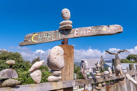 Photo of property in 42 Rodney Avenue, Te Horo Beach, Otaki, 5581