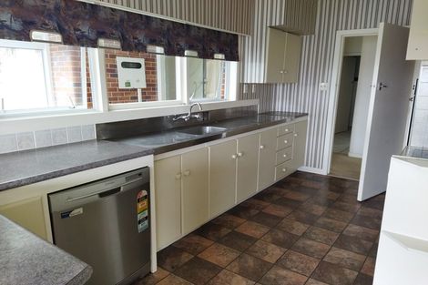 Photo of property in 279 Great North Road, Henderson, Auckland, 0612