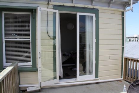 Photo of property in 5 Allenby Terrace, Wellington Central, Wellington, 6011