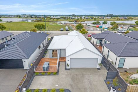 Photo of property in 26 Waituna Street, Pegasus, 7612