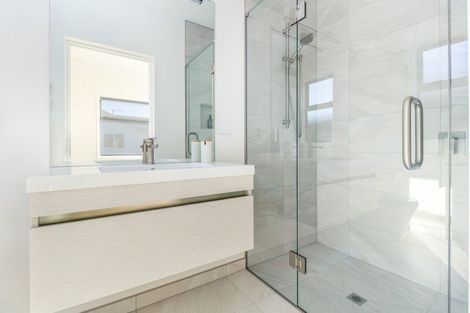 Photo of property in 104 Eriksen Road, Te Awa, Napier, 4110