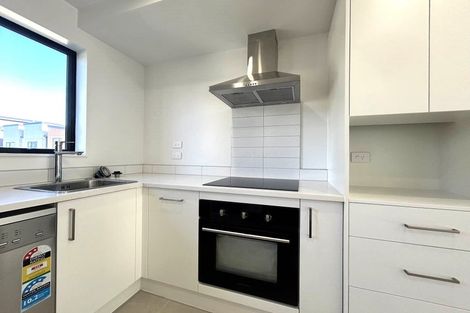 Photo of property in 4 Raupeti Lane, Henderson, Auckland, 0612