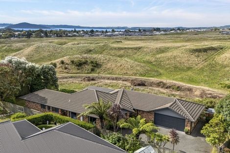 Photo of property in 9 Devoy Drive, Owhata, Rotorua, 3010
