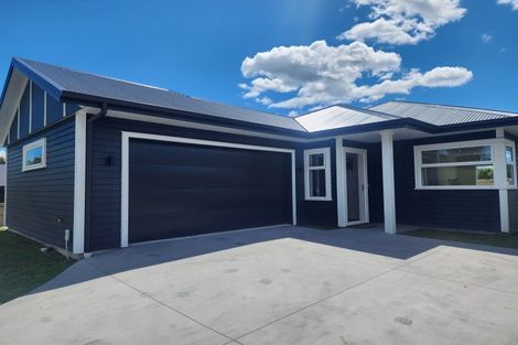 Photo of property in 45c Western Avenue, Omokoroa, 3114